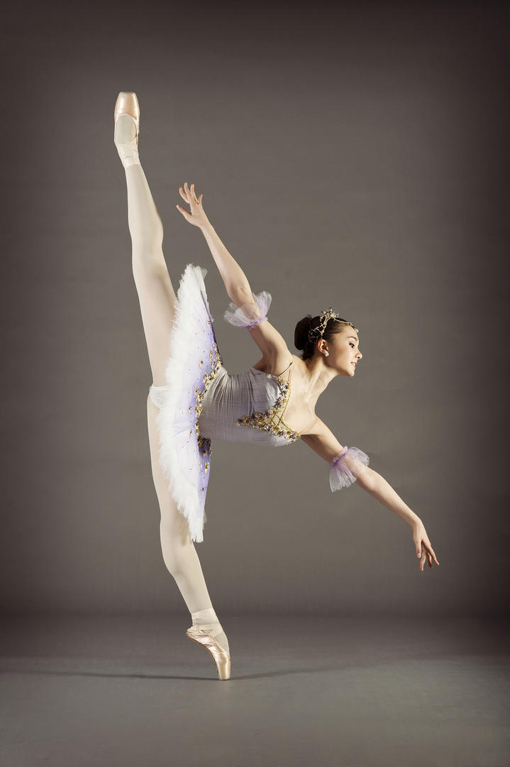 高清芭蕾舞美女艺术写真图片集